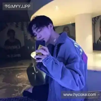 滑璇鸣